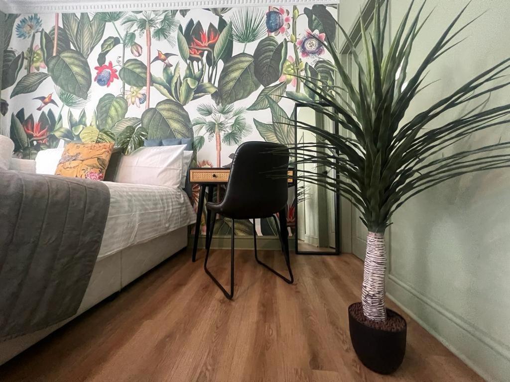James' Place At Dowlais Merthyr Tydfil Buitenkant foto